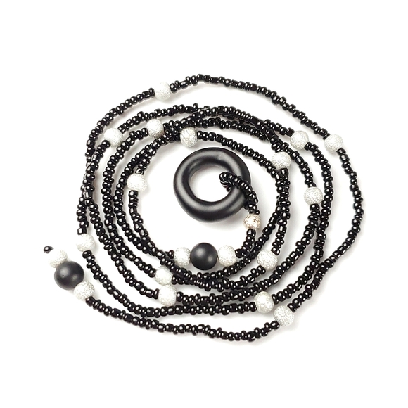 🦋 Black and Silver Glass Ring Beaded Lariat Necklace 🦋1/$14~2/$24~3/$30🦋 - Picture 9 of 9
